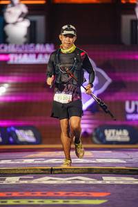 BIB: 9520
                            <button type="button" onclick="openModal(22643596)" class="btn btn-primary btn-sm float-right btn-popup" data-toggle="modal" data-target=".modal-high-quality">
                        <i class="fas fa-shopping-cart"></i> Add to Cart
                    </button>
                                            <button type="button" onclick="isThisMe(22643596, true)" class="btn btn-success btn-sm float-right btn-popup btn-isme hidden" data-toggle="tooltip" data-placement="bottom" title="นี่คือรูปของคุณใช่ไหม คลิกที่นี่เพื่อเอาเข้าอัลบั้ม">
                        <i class="fas fa-plus"></i> Add to album
                    </button>
                    <button type="button" onclick="isThisMe(22643596, false)" class="btn btn-warning btn-sm float-right btn-popup btn-isnotme hidden">
                        <i class="fas fa-ban"></i> Remove from album
                    </button>